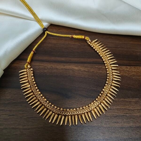 Mulla Mottu Short Neckset