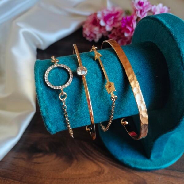 4-Piece Anti-Tarnish Bracelet Set