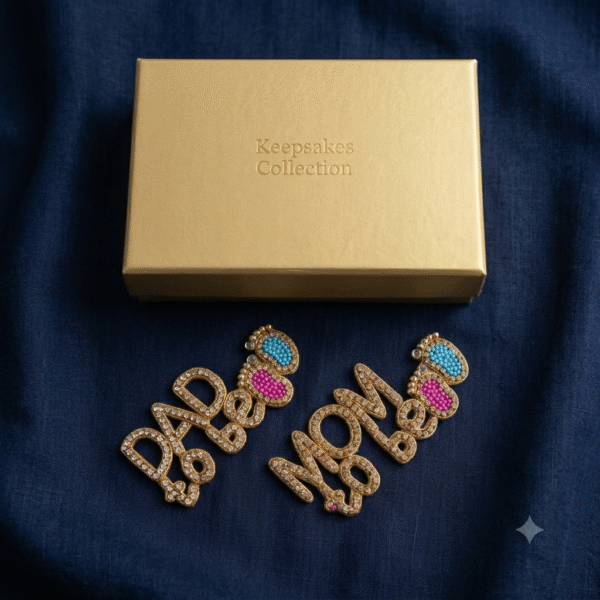 MOM to Be & DaD to Be with Baby foot Brooch Pins
